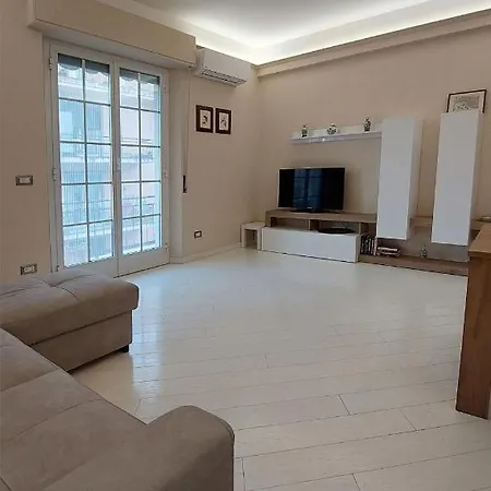Apartament Redipuglia 76 Vicino A Ospedale E *